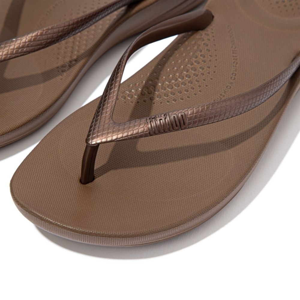 FITFLOP IQUSHION รองเท้าแตะแบบหูหนีบ